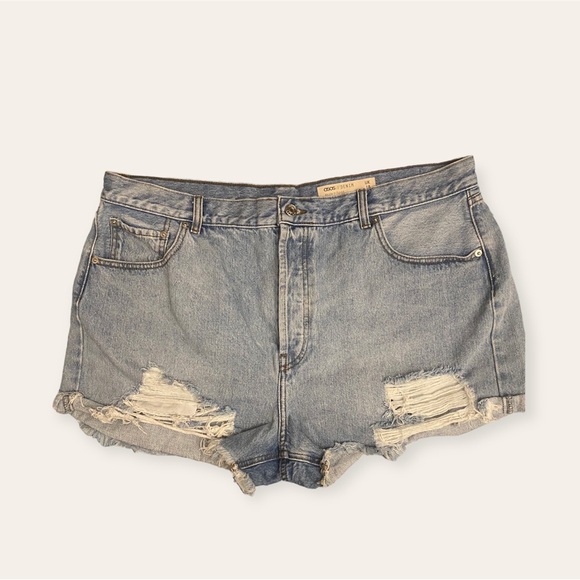 NWOT: ASOS Size 14 Distressed Denim Shorts - Picture 3 of 10